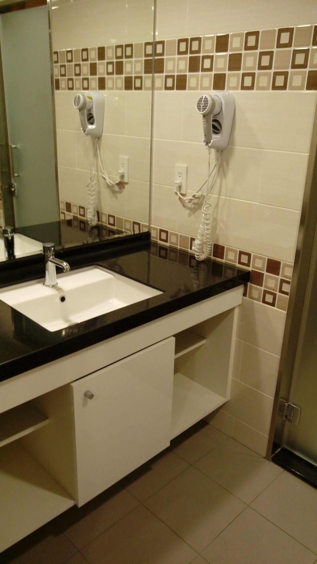 Good Life Hotel - Shang Hwa Tajpej Zewnętrze zdjęcie